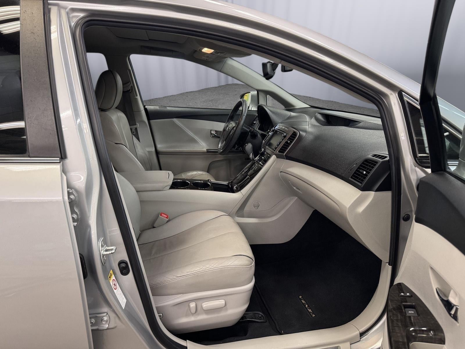 2013 Toyota VENZA Limited