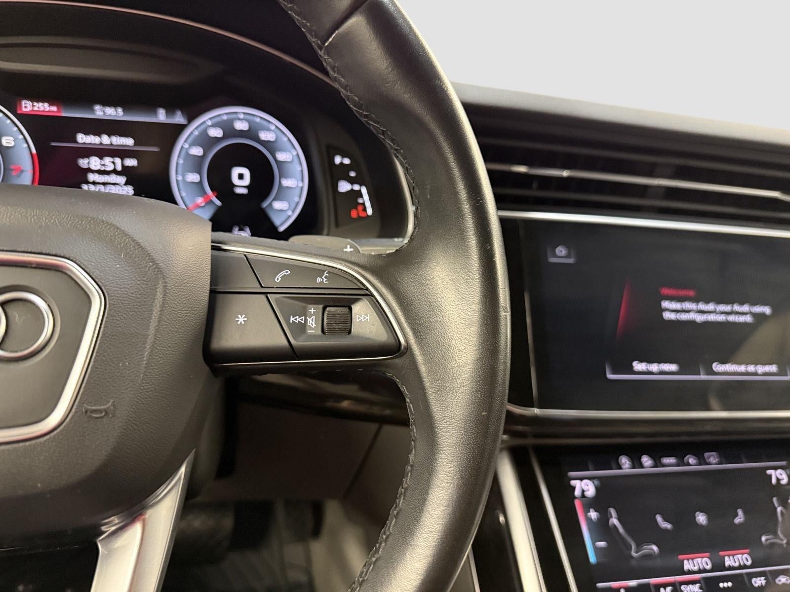 2022 Audi Q7 Premium Plus