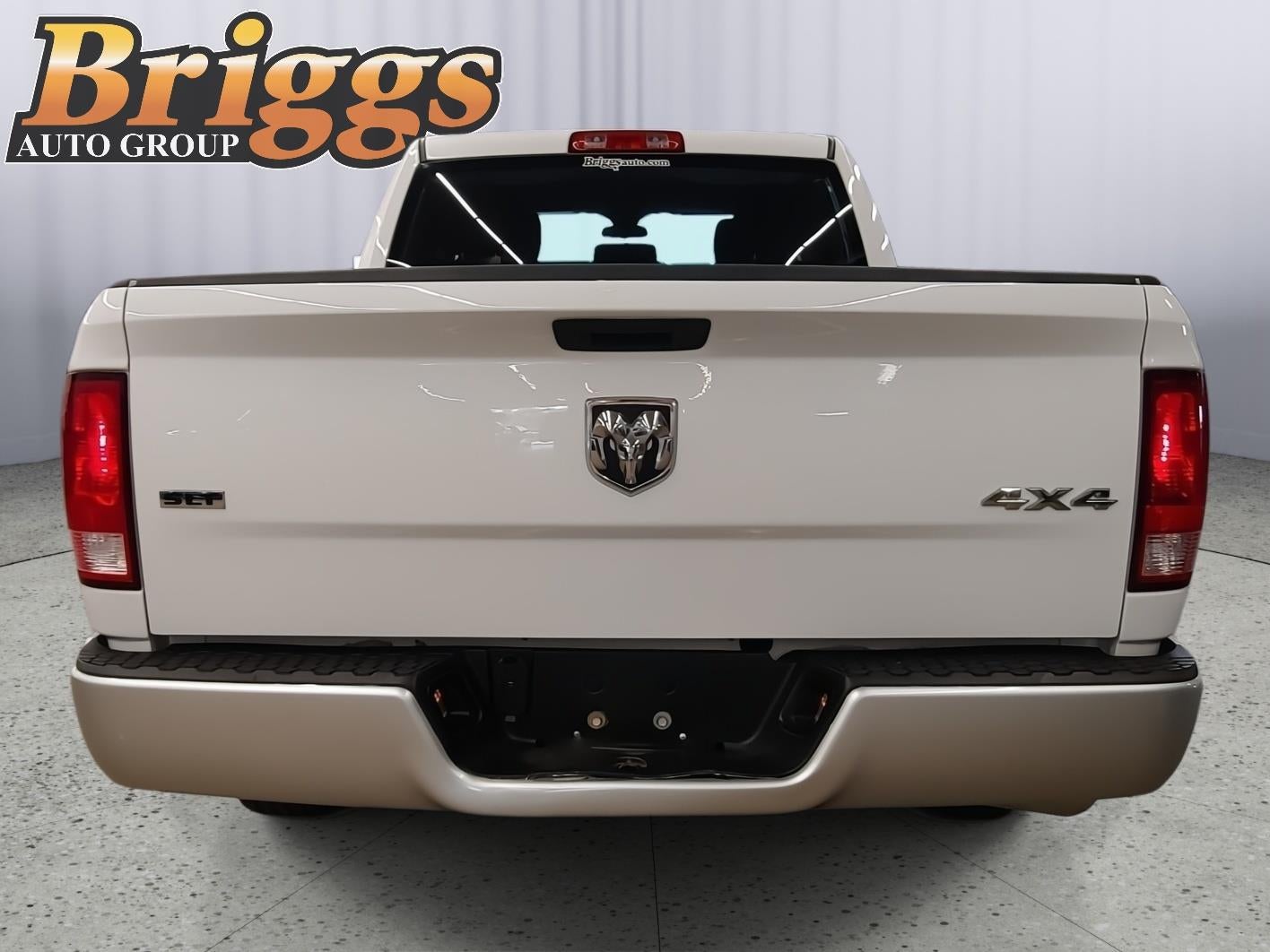 2022 RAM 1500 Classic SLT