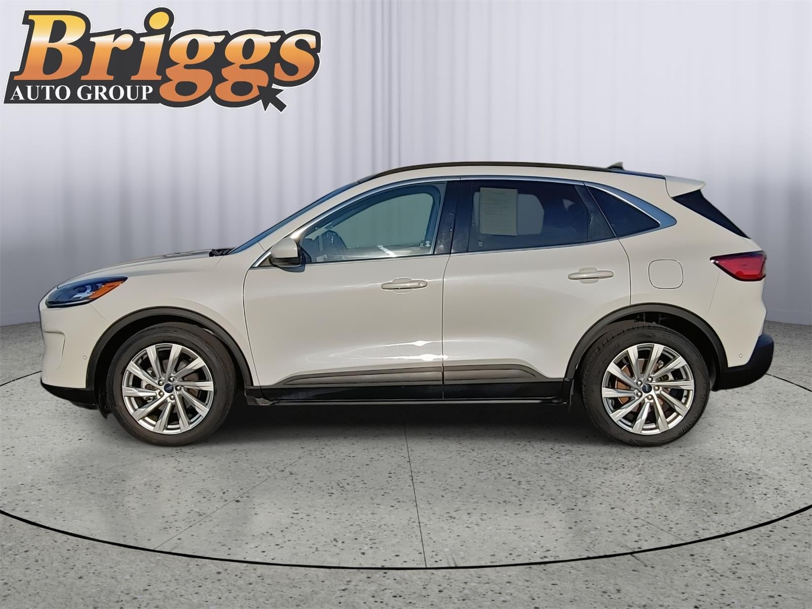 2021 Ford Escape Titanium Hybrid