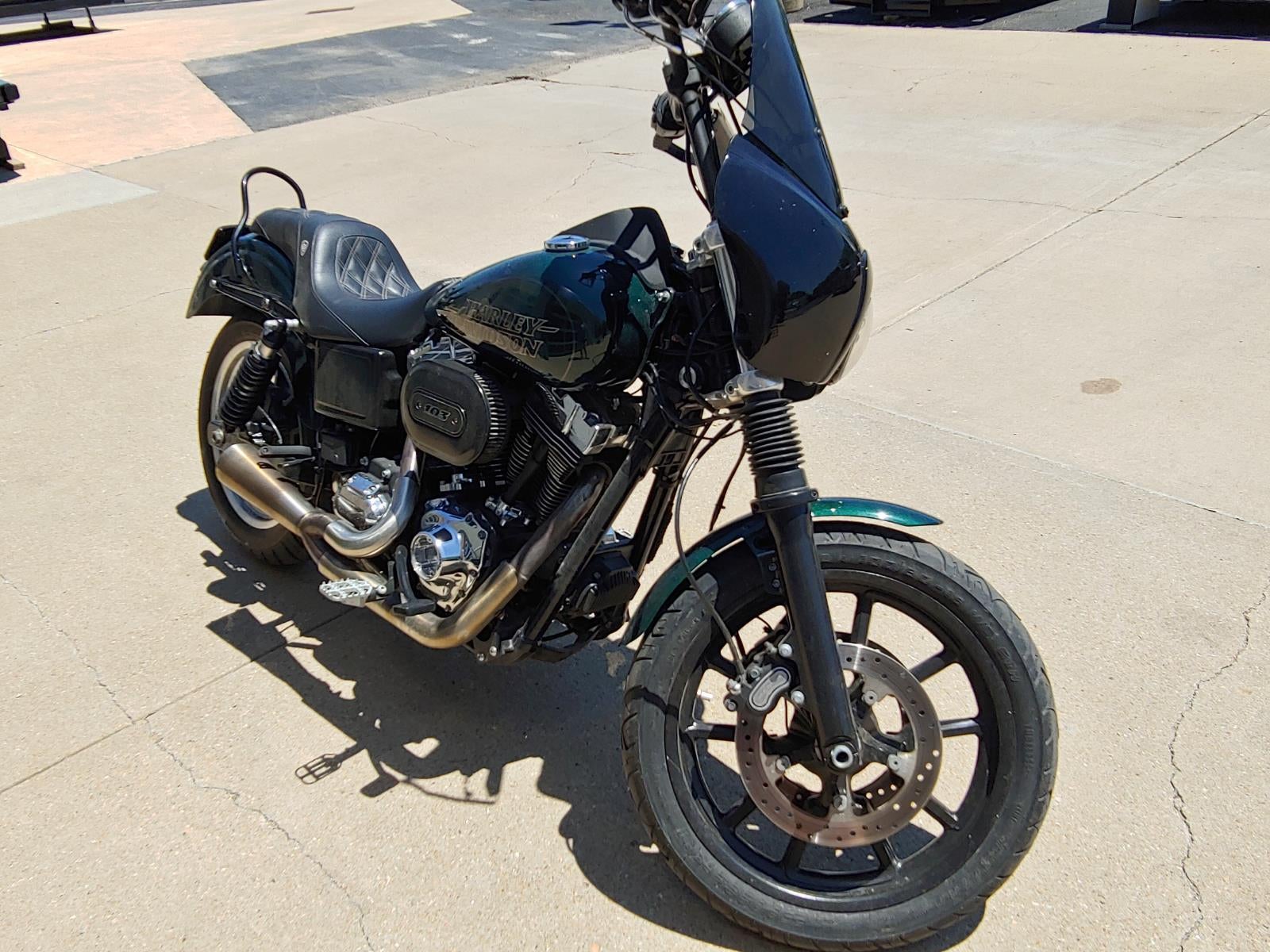2015 HARLEY DAVIDSON DYNA GLIDE