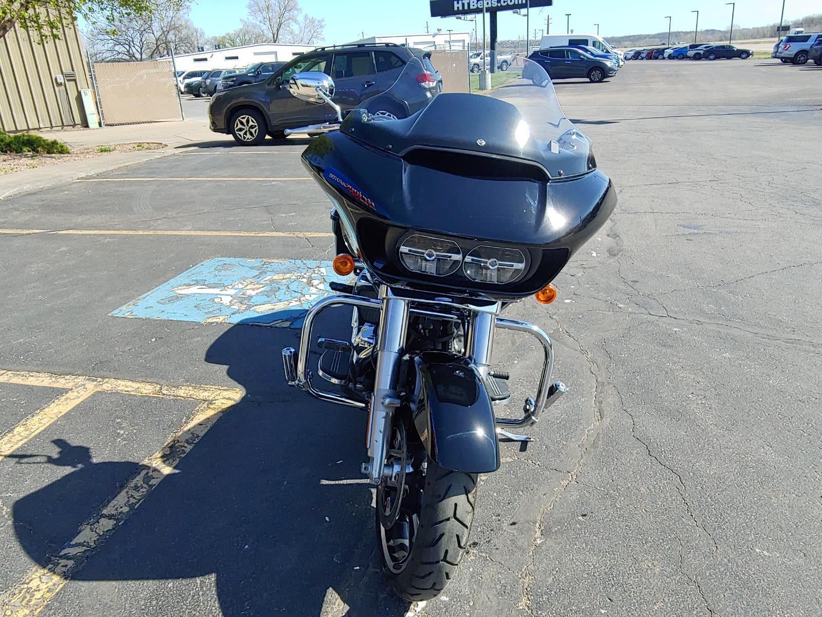 2023 HARLEY-DAVIDSON ROAD GLIDE Base