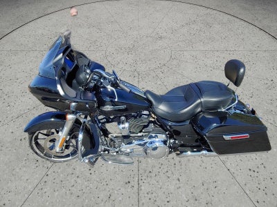 2023 HARLEY-DAVIDSON ROAD GLIDE Base