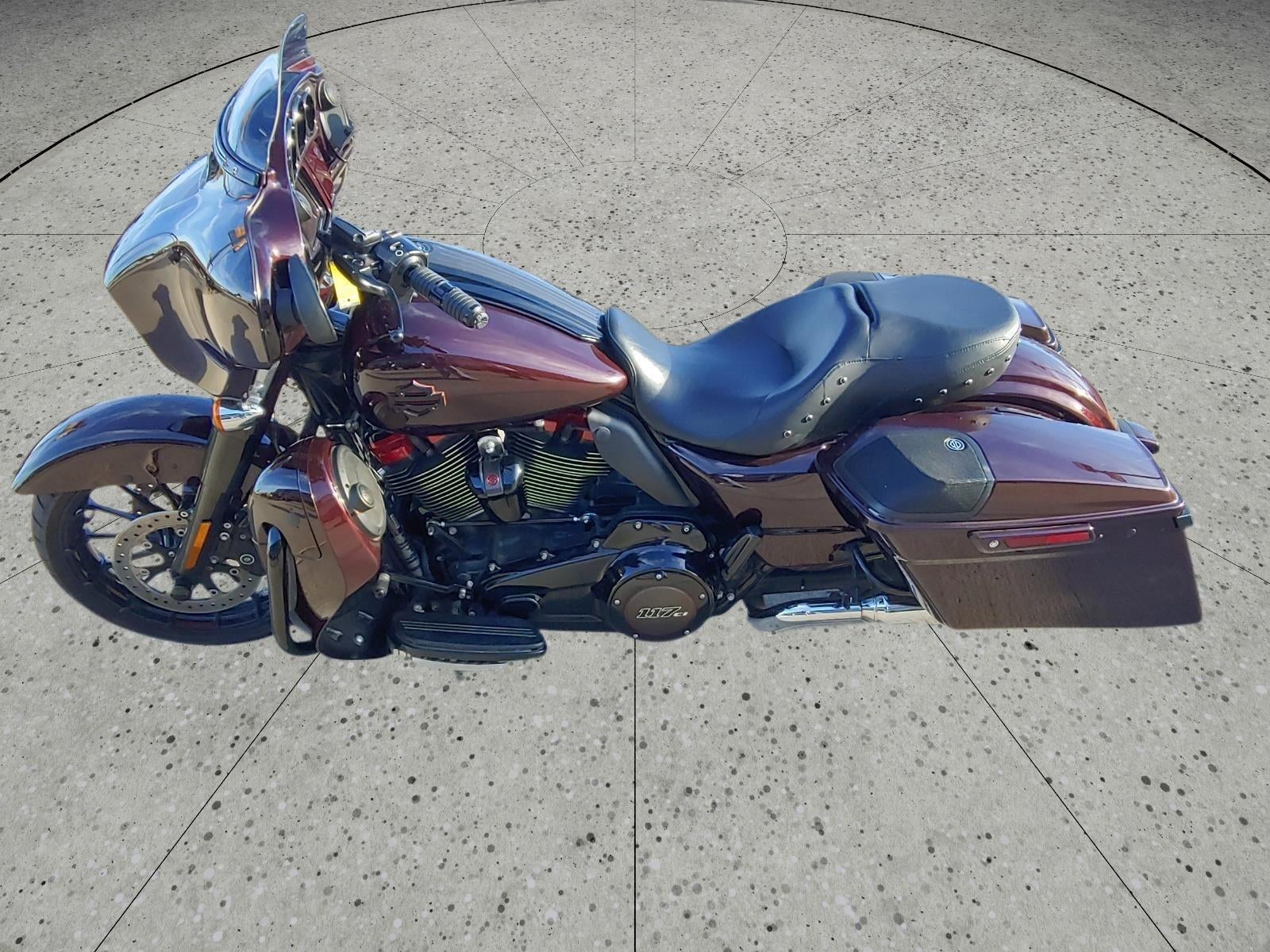 2019 HARLEY-DAVIDSON STREET GLIDE CVO Base