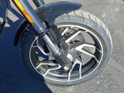 2018 HARLEY-DAVIDSON SPORT GLIDE Base