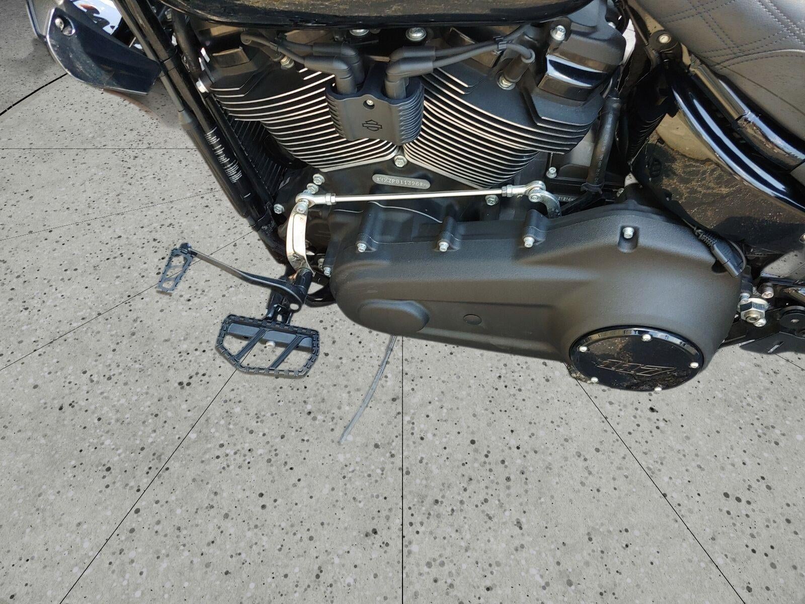 2023 HARLEY-DAVIDSON Low Rider Base