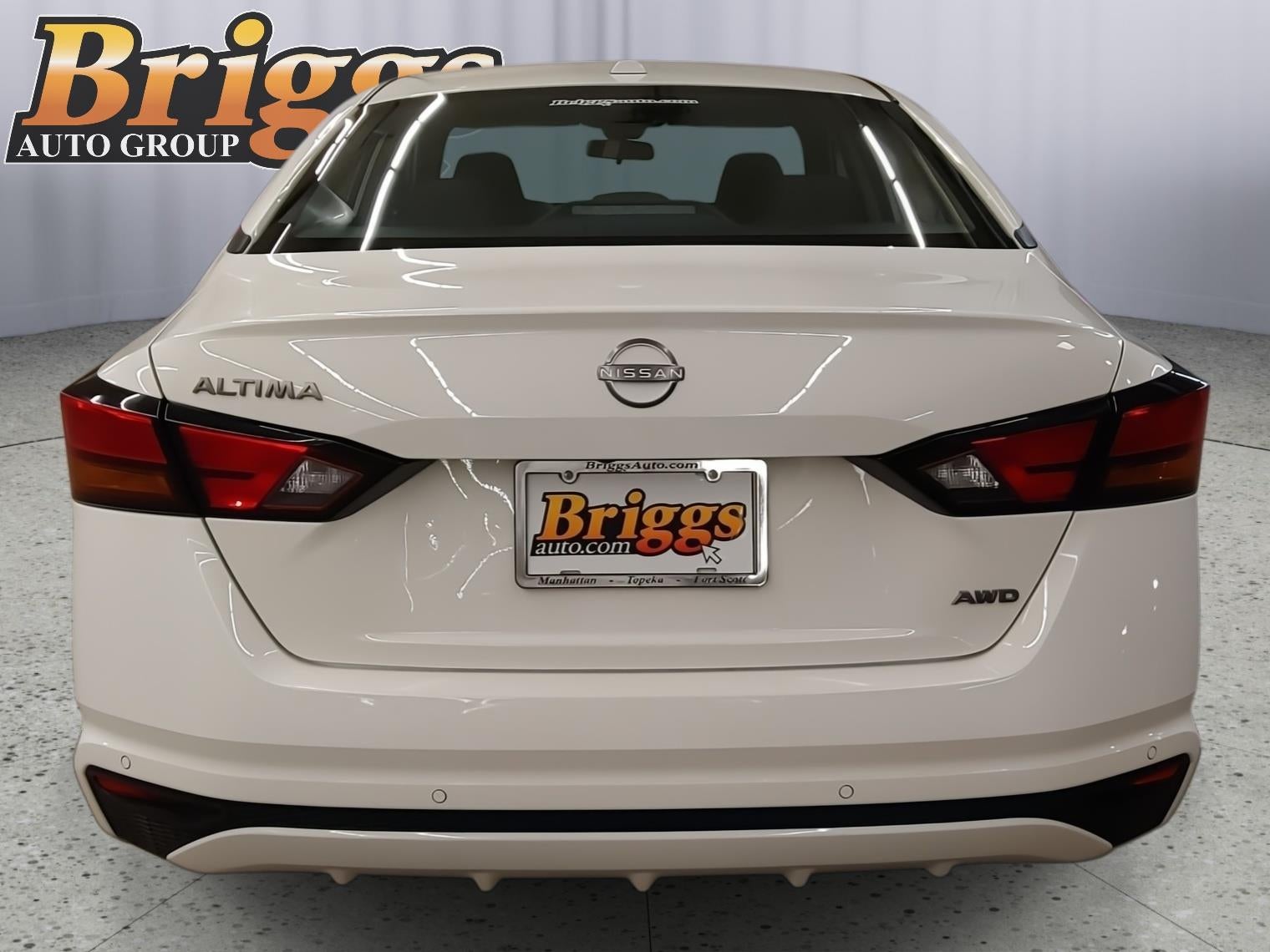 2025 Nissan Altima SV