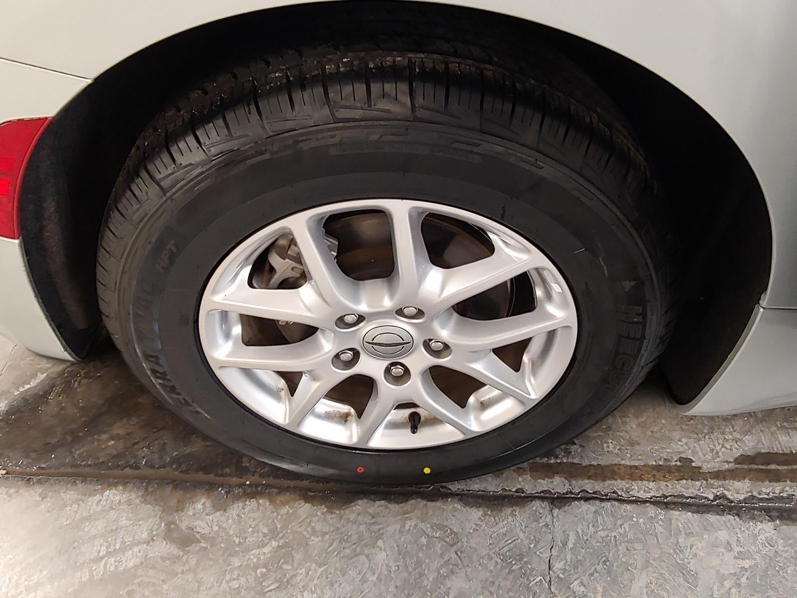 2024 Chrysler Voyager LX