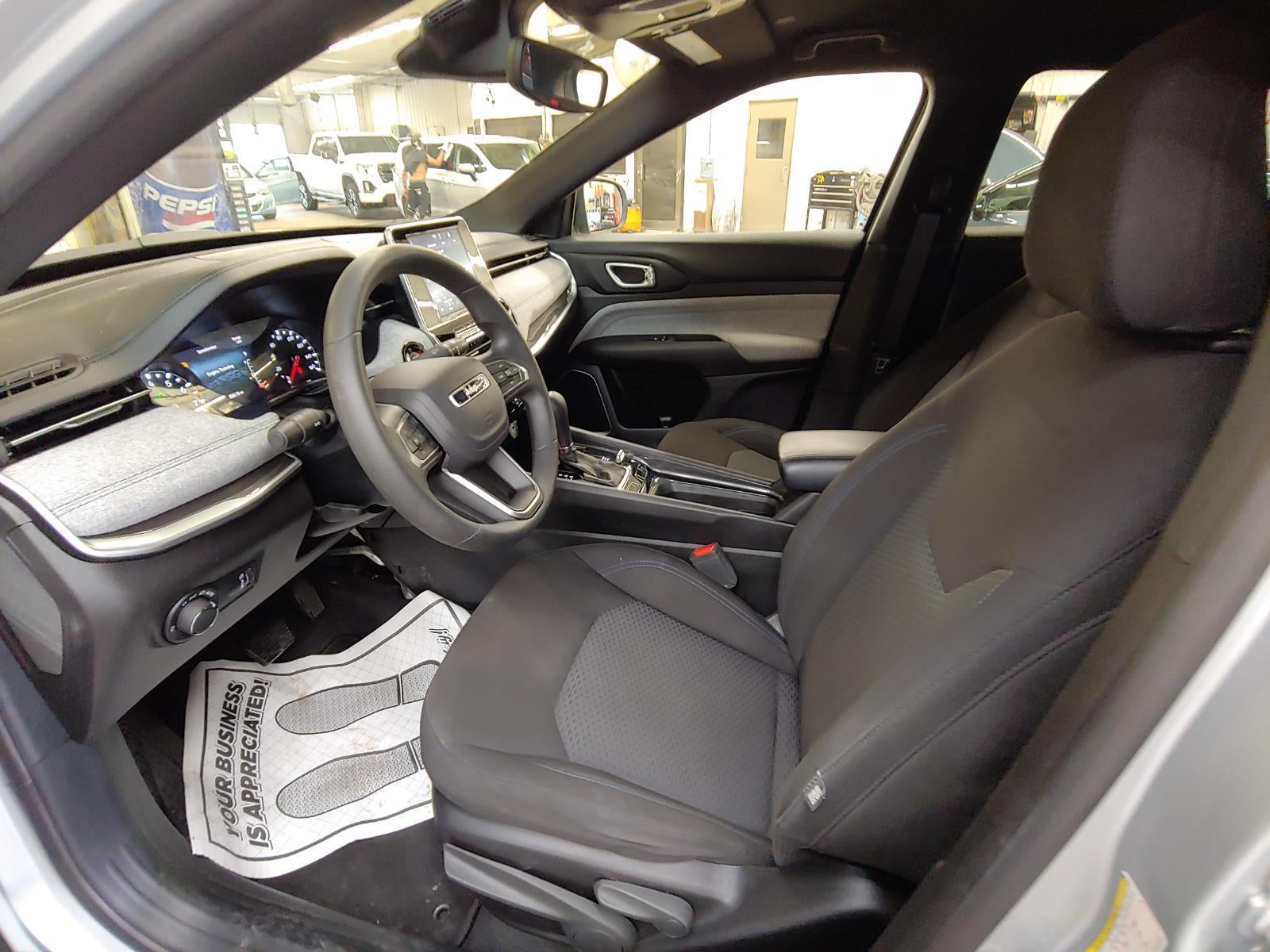 2025 Jeep Compass Sport