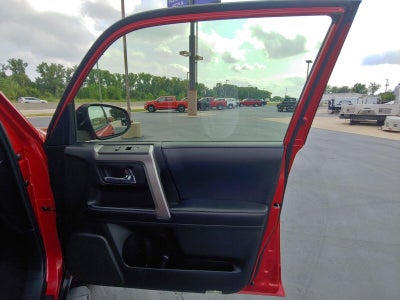 2019 Toyota 4 Runner Base