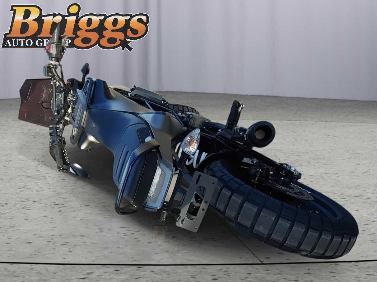 2022 HUSQVARNA SVARTPILEN 401 Base