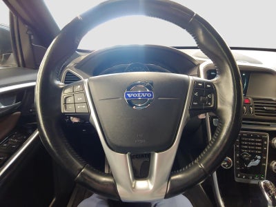 2015 Volvo XC60 T6 Platinum