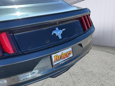 2015 Ford MUSTANG Base