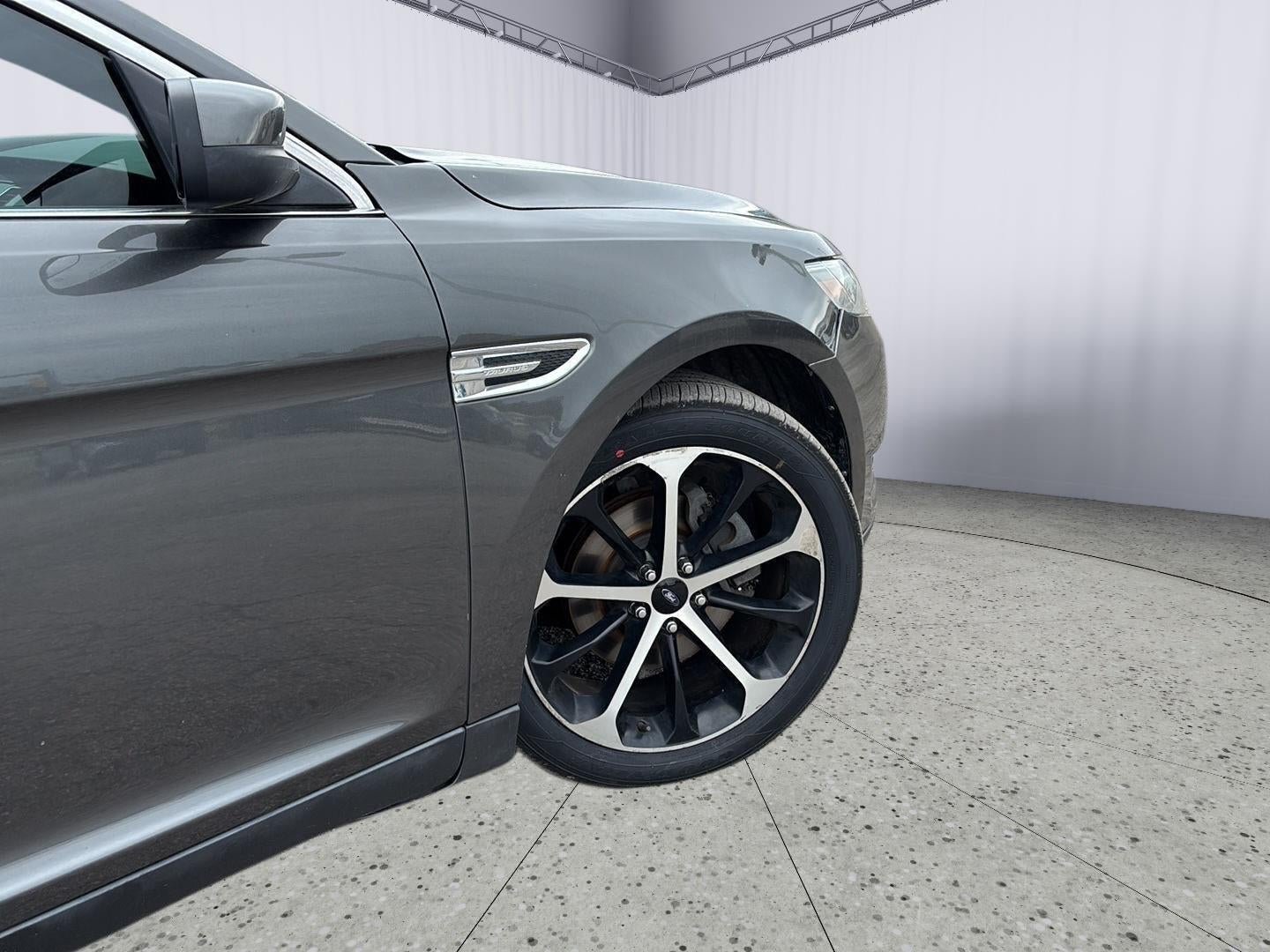 2016 Ford Taurus SEL
