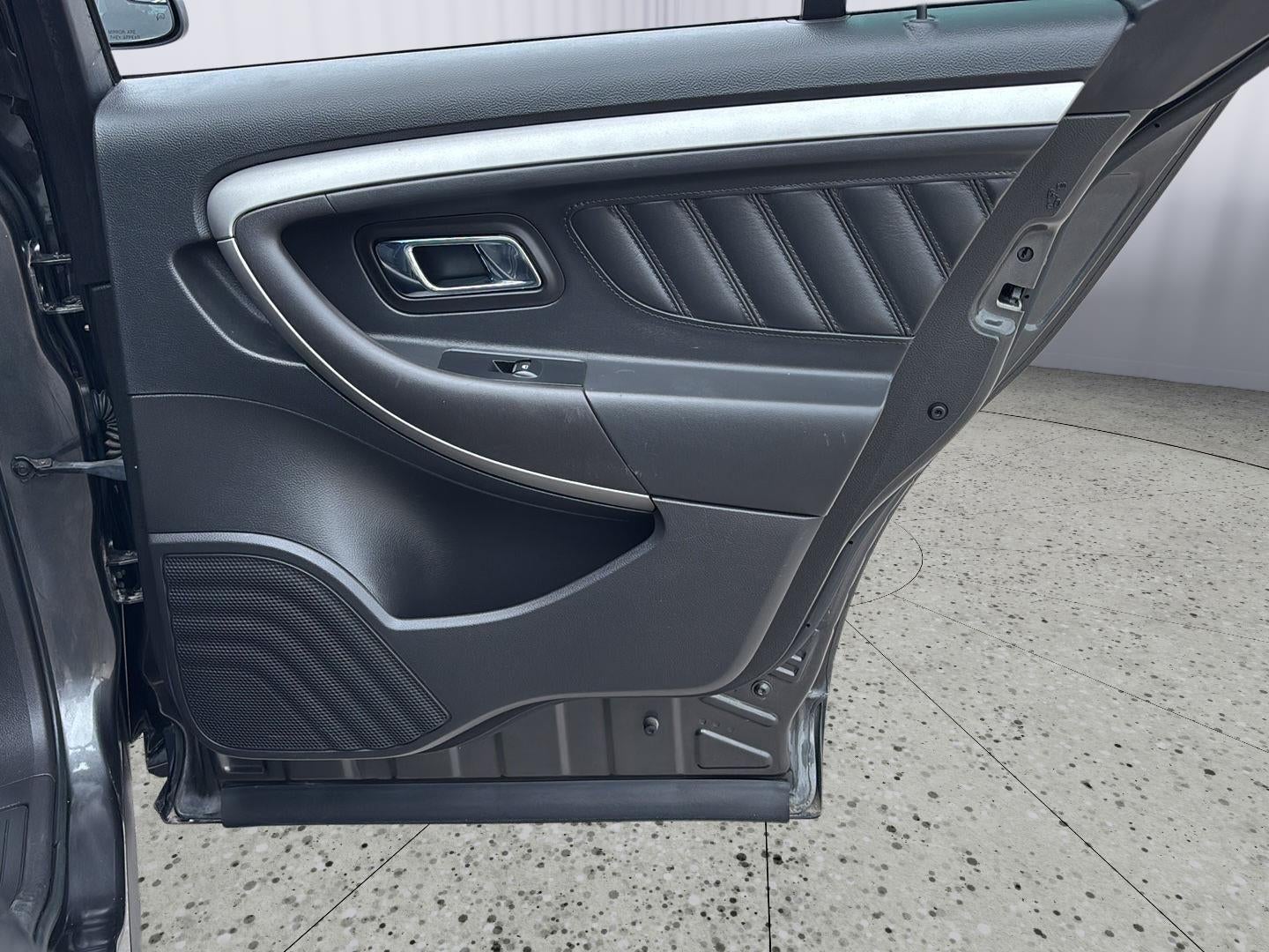 2016 Ford Taurus SEL