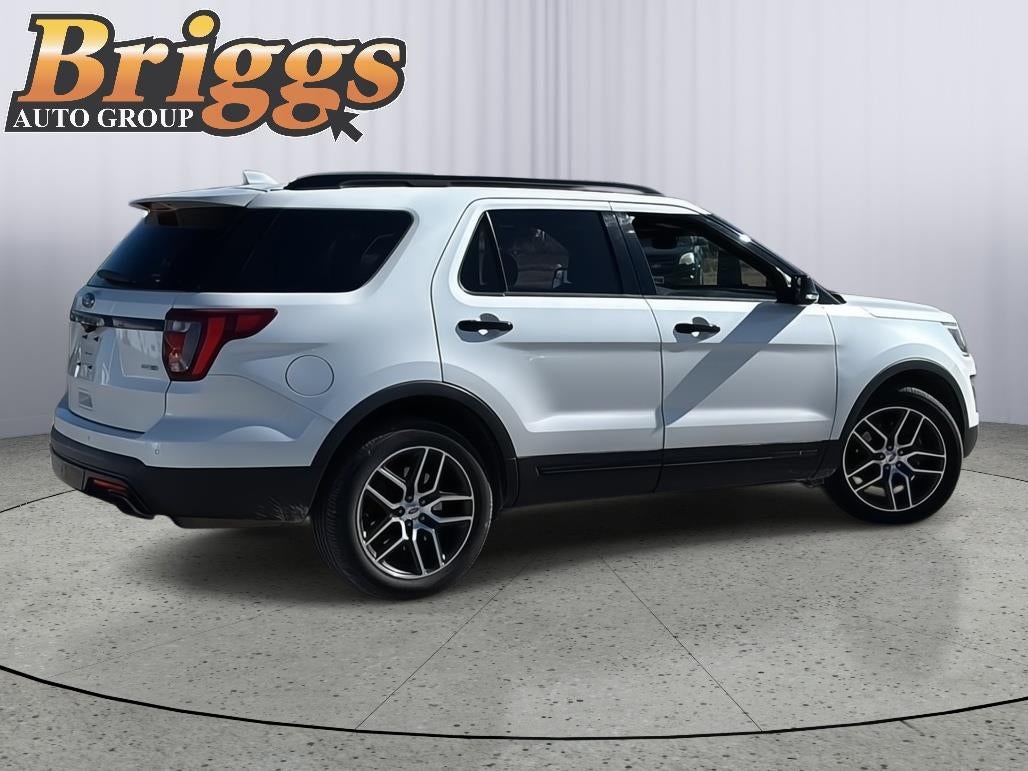 2016 Ford EXPLORER Base