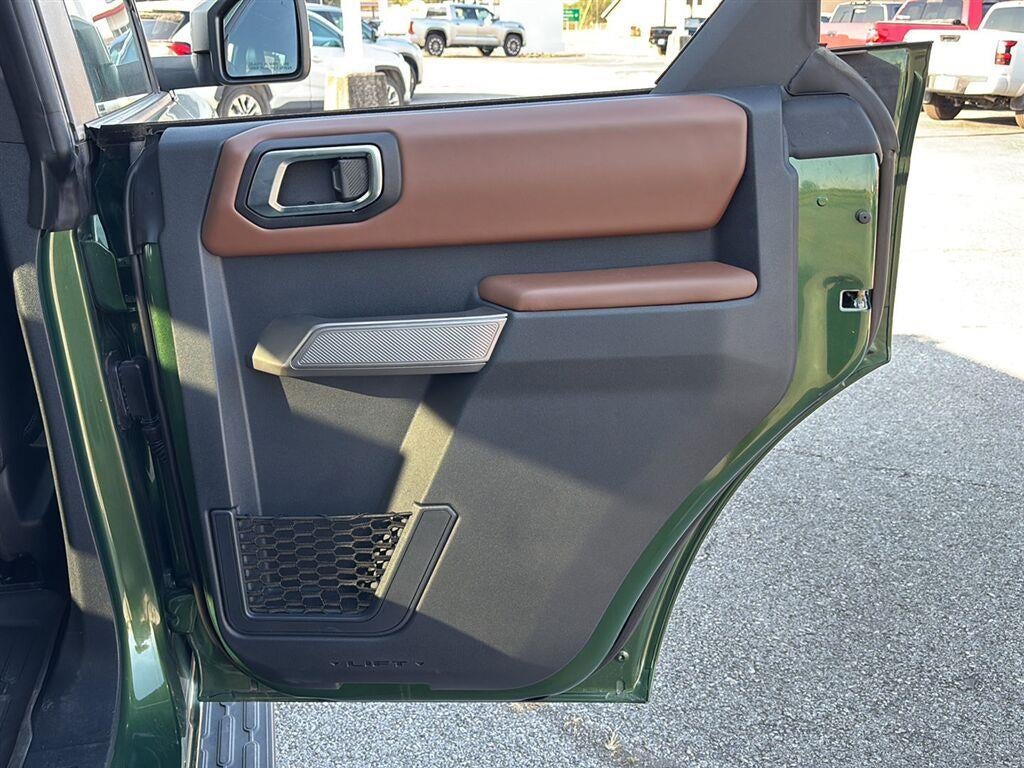 2023 Ford BRONCO Base