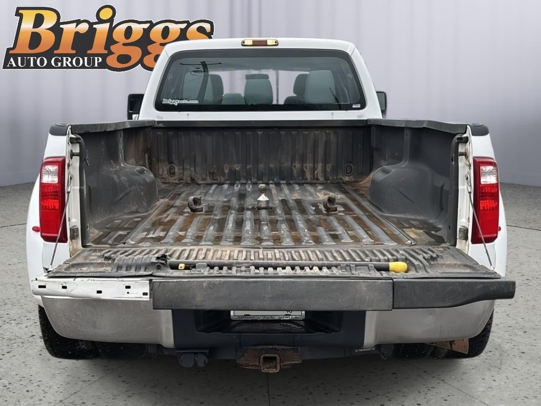 2016 Ford Super Duty F-350 DRW XL