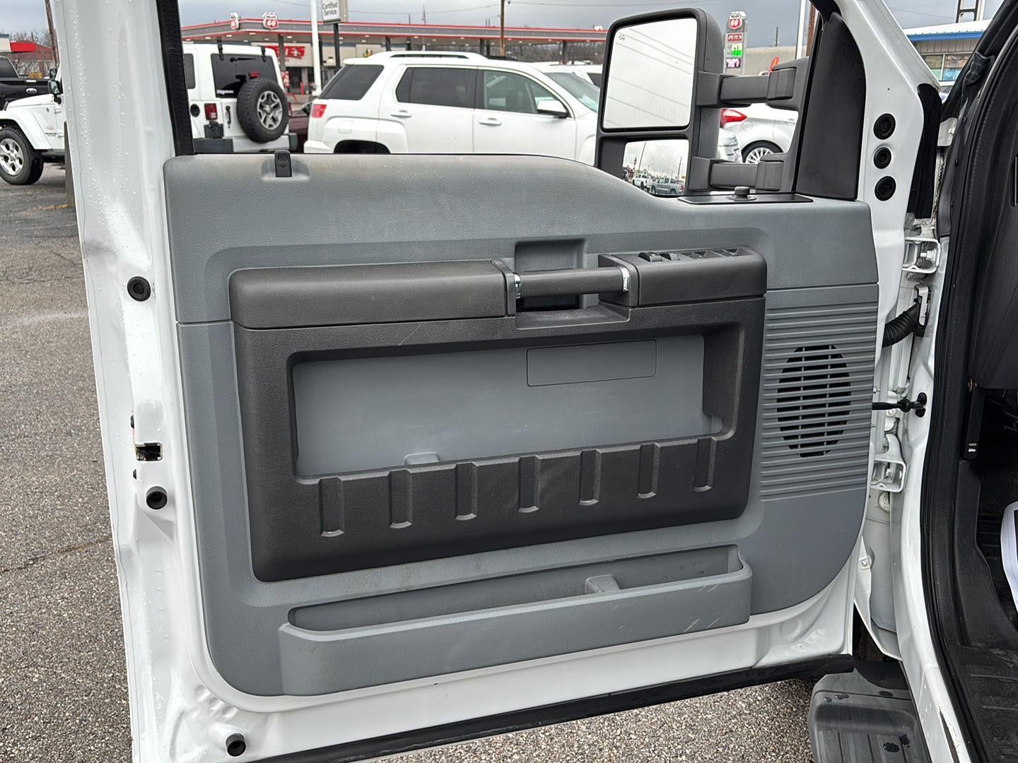 2016 Ford Super Duty F-350 DRW XL