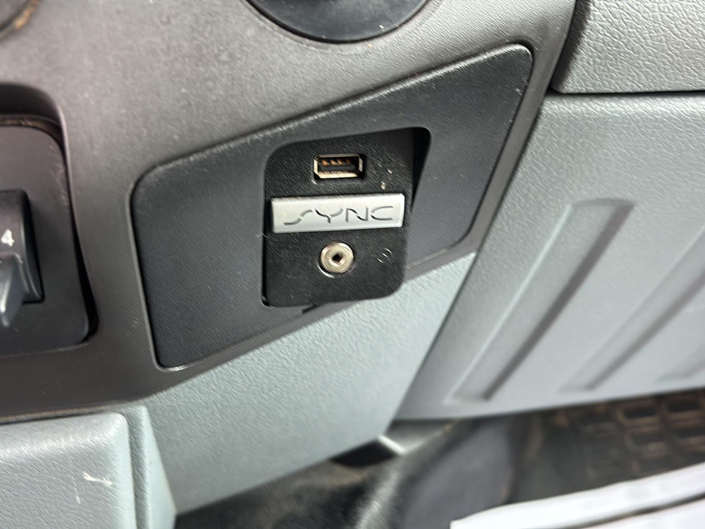 2016 Ford Super Duty F-350 DRW XL