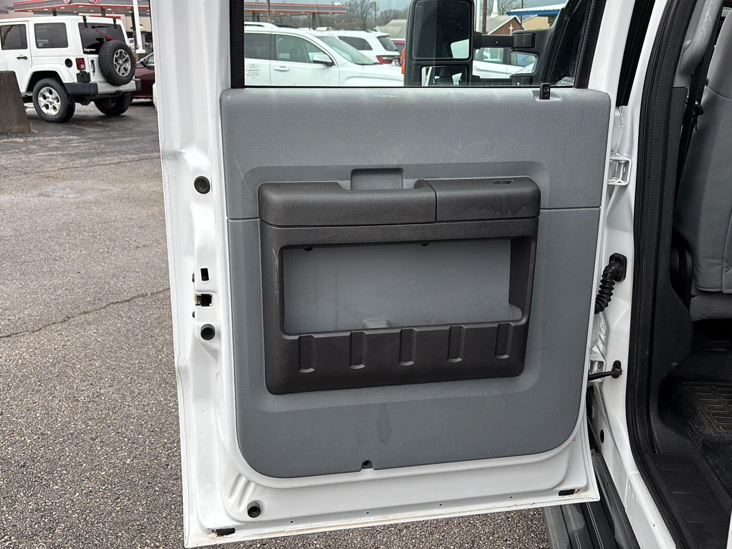 2016 Ford Super Duty F-350 DRW XL