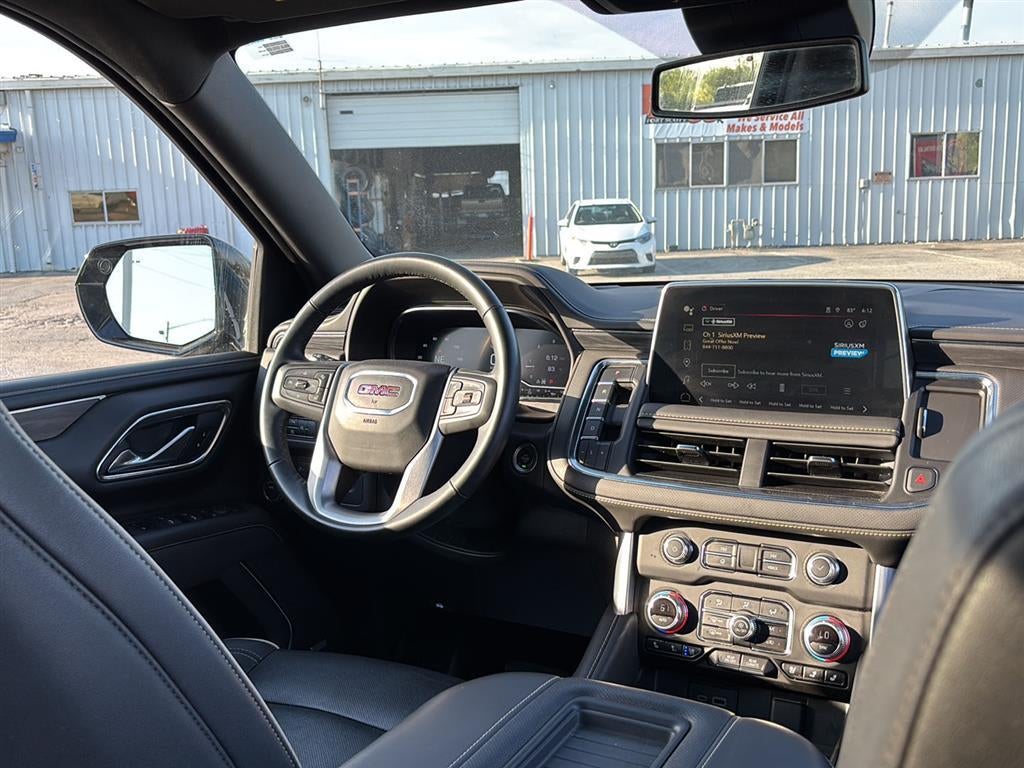 2023 GMC Yukon SLT