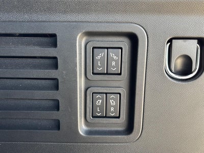 2024 Chevrolet TRAVERSE Base