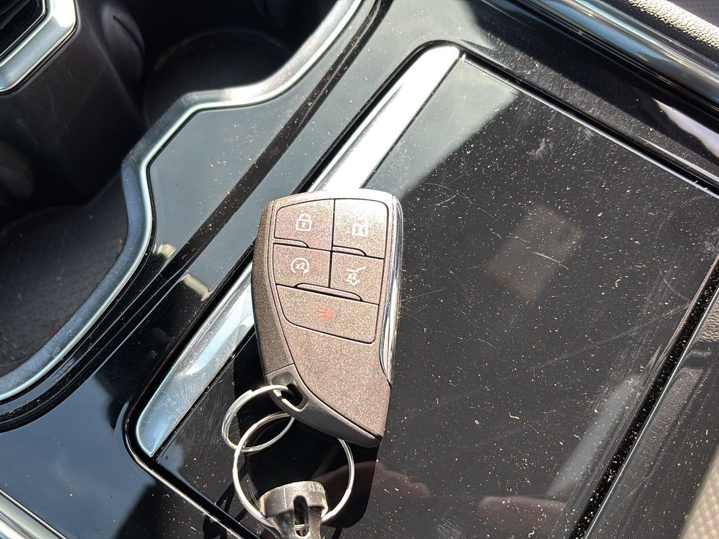 2024 Chevrolet TRAVERSE Base