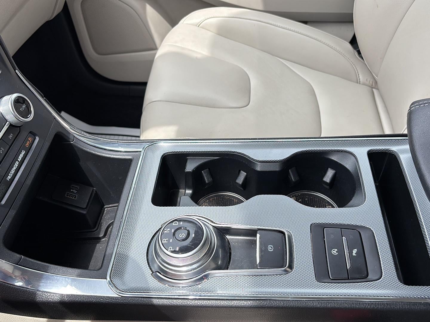 2021 Ford Edge Titanium