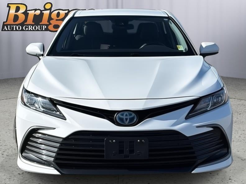 2022 Toyota CAMRY HYBRID LE