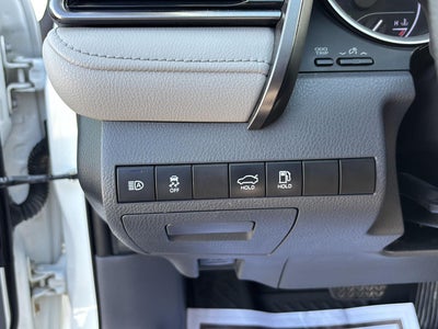 2022 Toyota CAMRY HYBRID LE