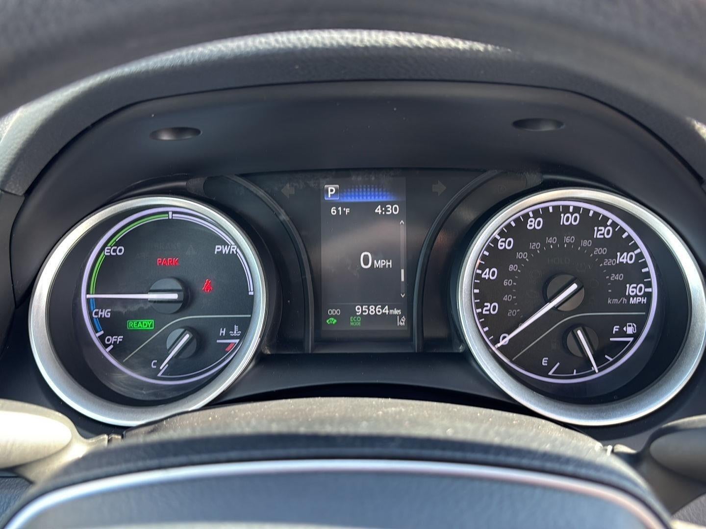 2022 Toyota CAMRY HYBRID LE