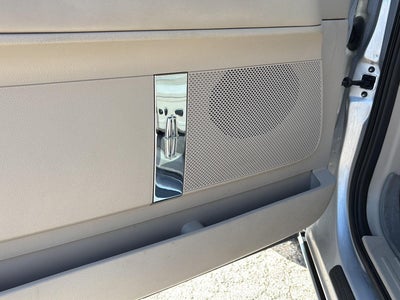 2014 Lincoln Navigator Base