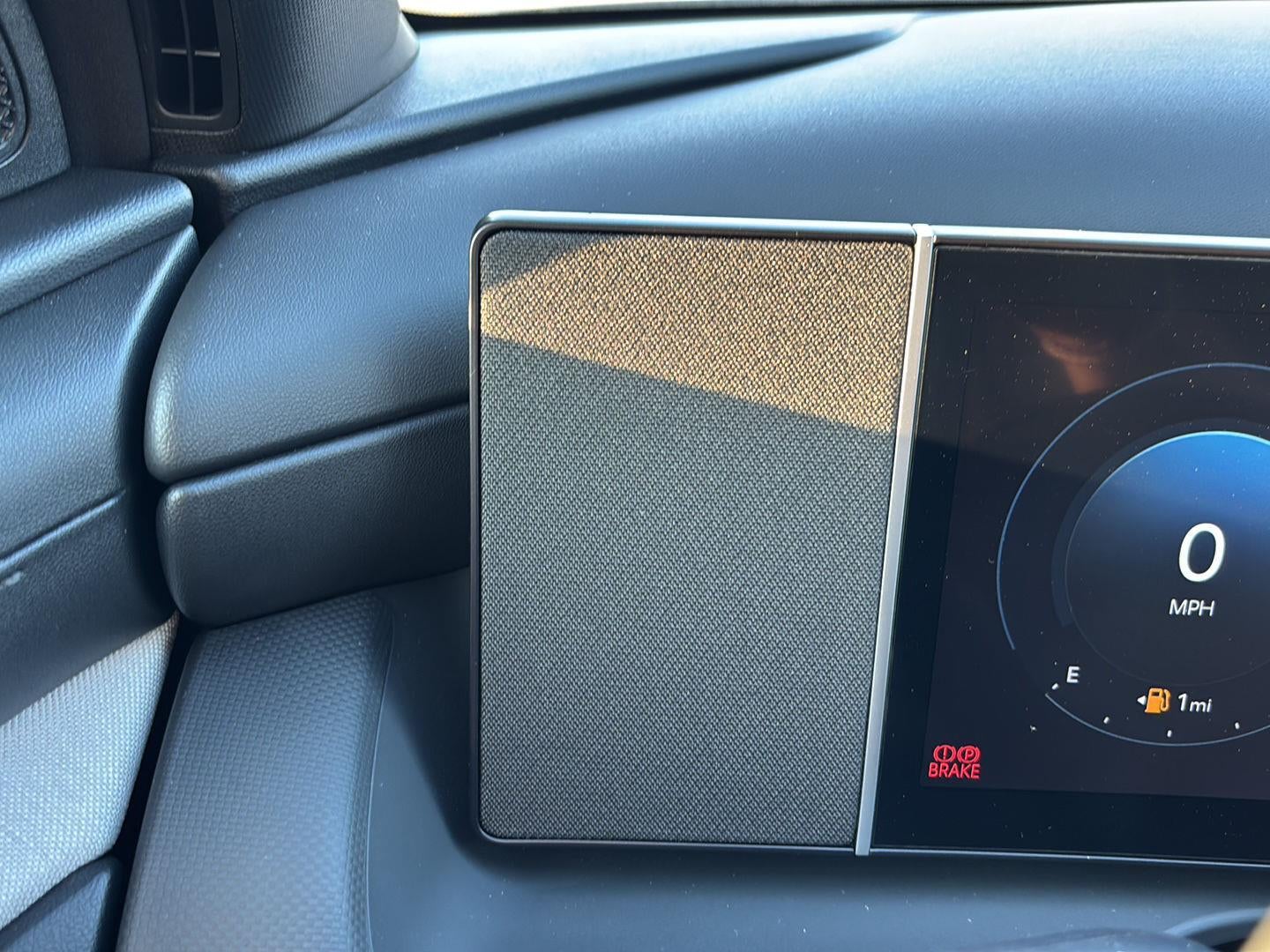 2025 Hyundai Santa Cruz SEL Activity