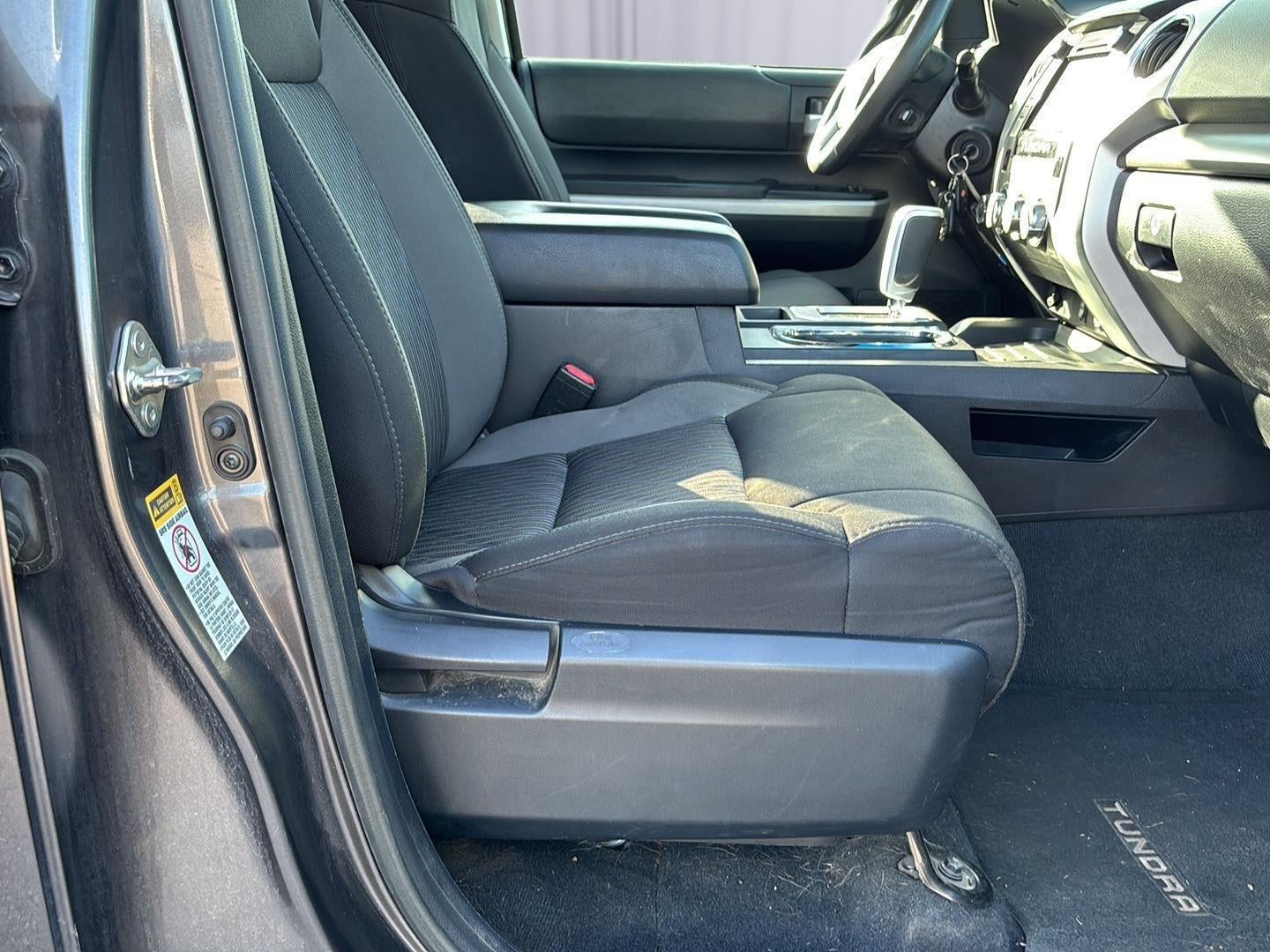2015 Toyota TUNDRA Base