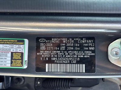 2025 Hyundai ELANTRA SEL